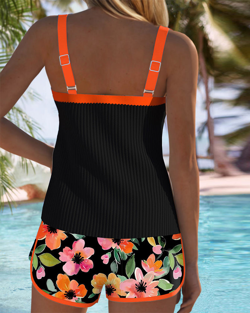 Sophie – Tankini noir avec fleurs et short de plage I Dernier jour 80% de réduction !